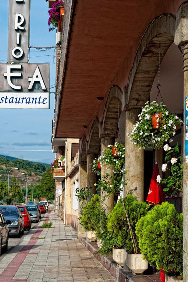 Hotel Rio Cea Пуэнте-Альмуэй Экстерьер фото